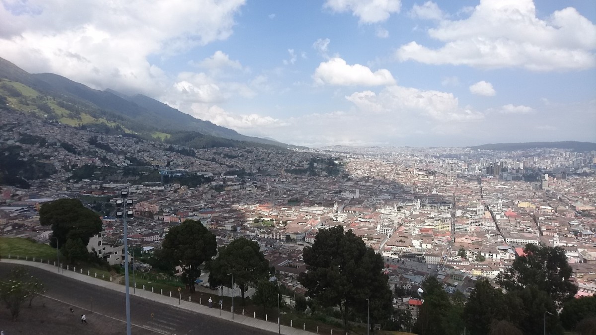 Quito sky line